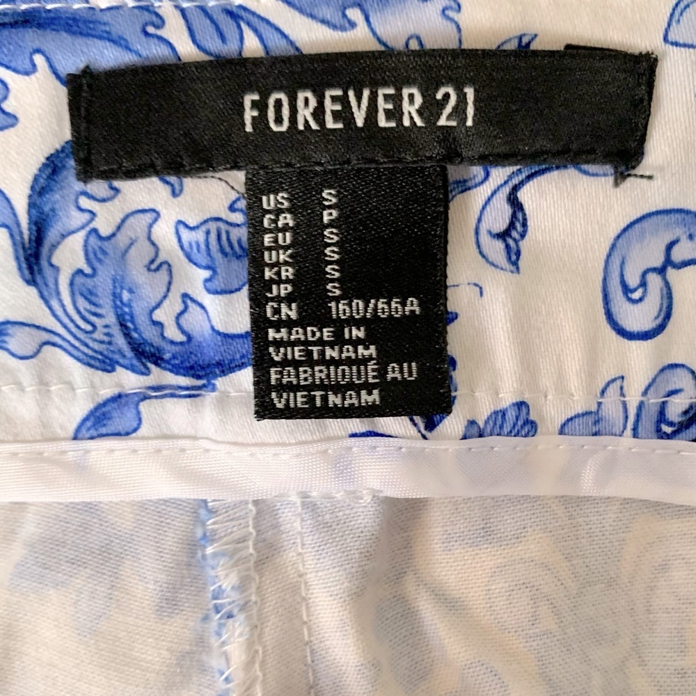 Blue Scroll Pants - Picture 5 of 5